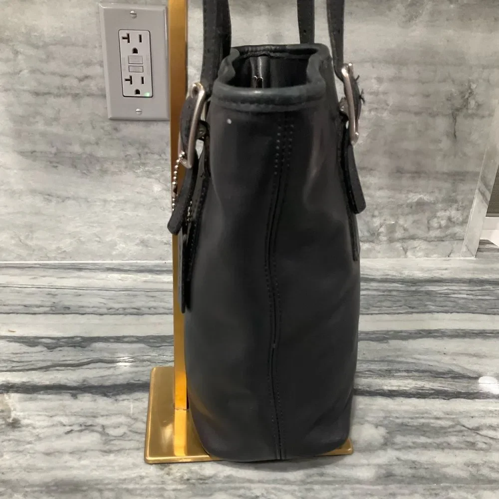 Coach euc vintage